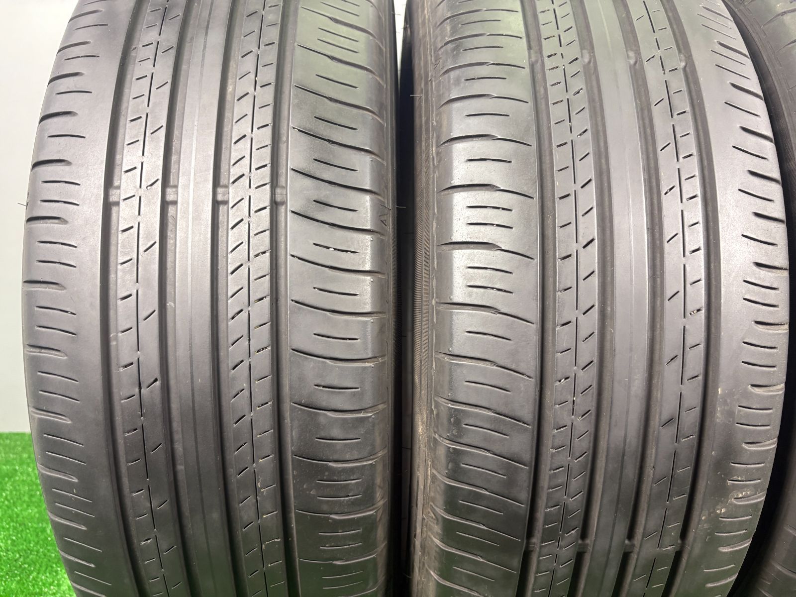 225 60 R 18 ダンロップ PT 30 4本 夏 タイヤ ノーマル TA 821