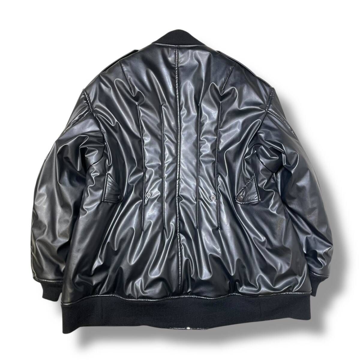 23AW JUNYA WATANABE フェイクレザーオーバーサイズボンバージャケット 23AW JUNYA WATANABE フェイクレザーオーバーサイズボンバージャケット