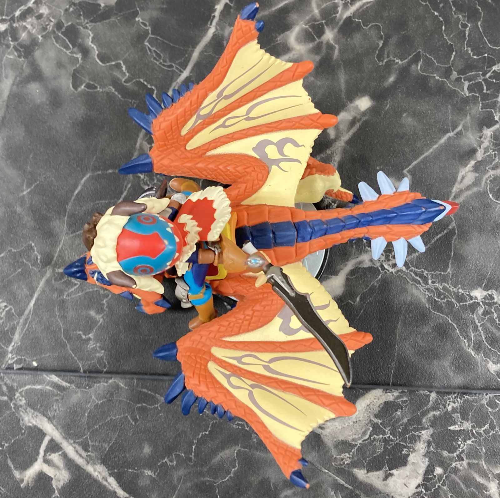 24. amiibo 隻眼のリオレウス＆ライダー モンスターハンター