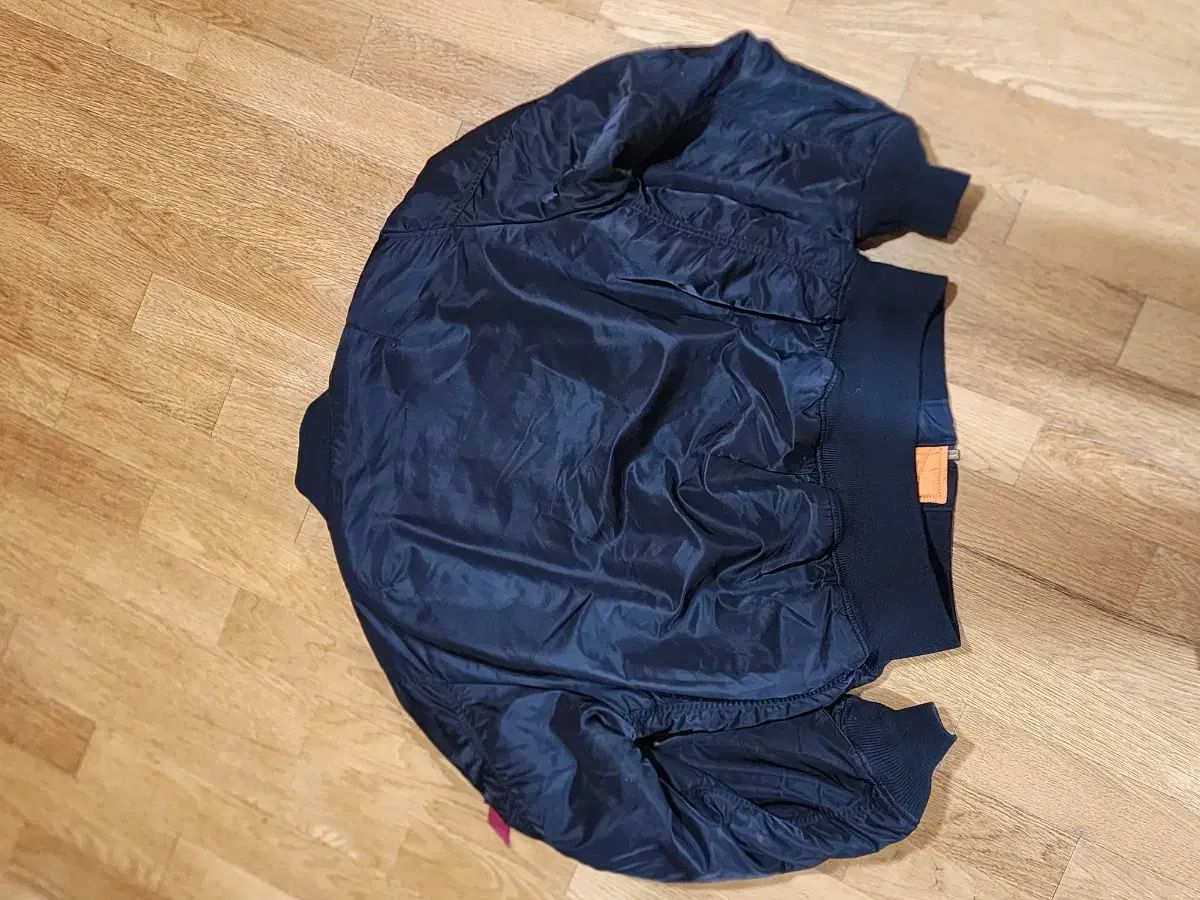 アルファインダストリー MA-1 ブラック Lサイズ