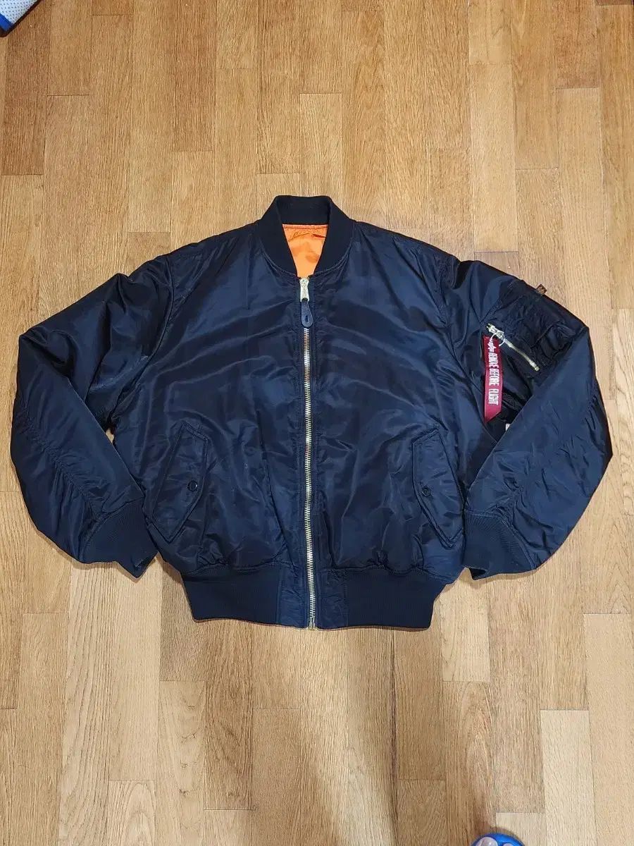 アルファインダストリー MA 1 ブラック Lサイズ