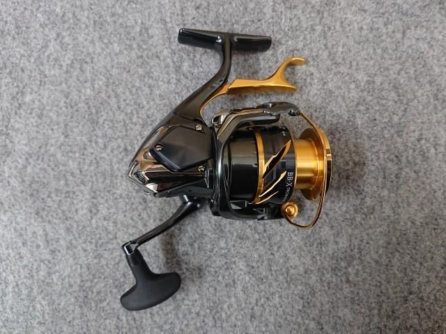 未使用品】 シマノ 21 BB-X テクニウム C3000DXG S L (左) スピニング