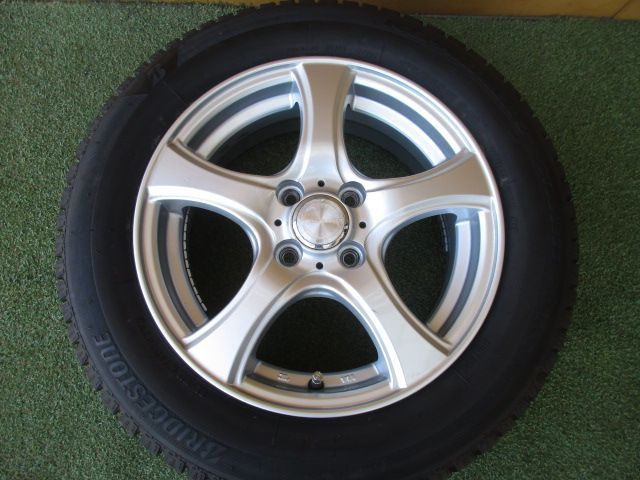 み 175 65 R 15 スタッドレスタイヤ４本SET アクア フィット スイフト 4穴車