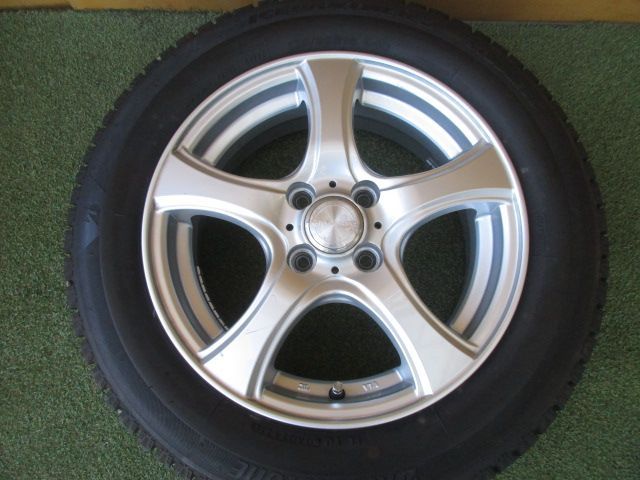 スタッドレスタイヤ４本SET