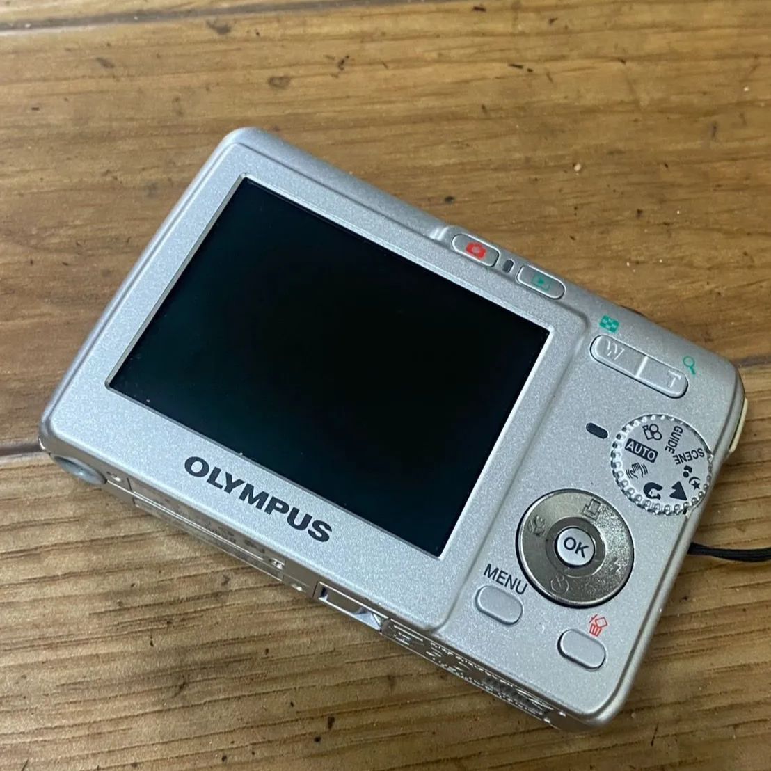 美品 OLYMPUS オリンパス X-750 コンパクトカメラ デジカメ デジタル