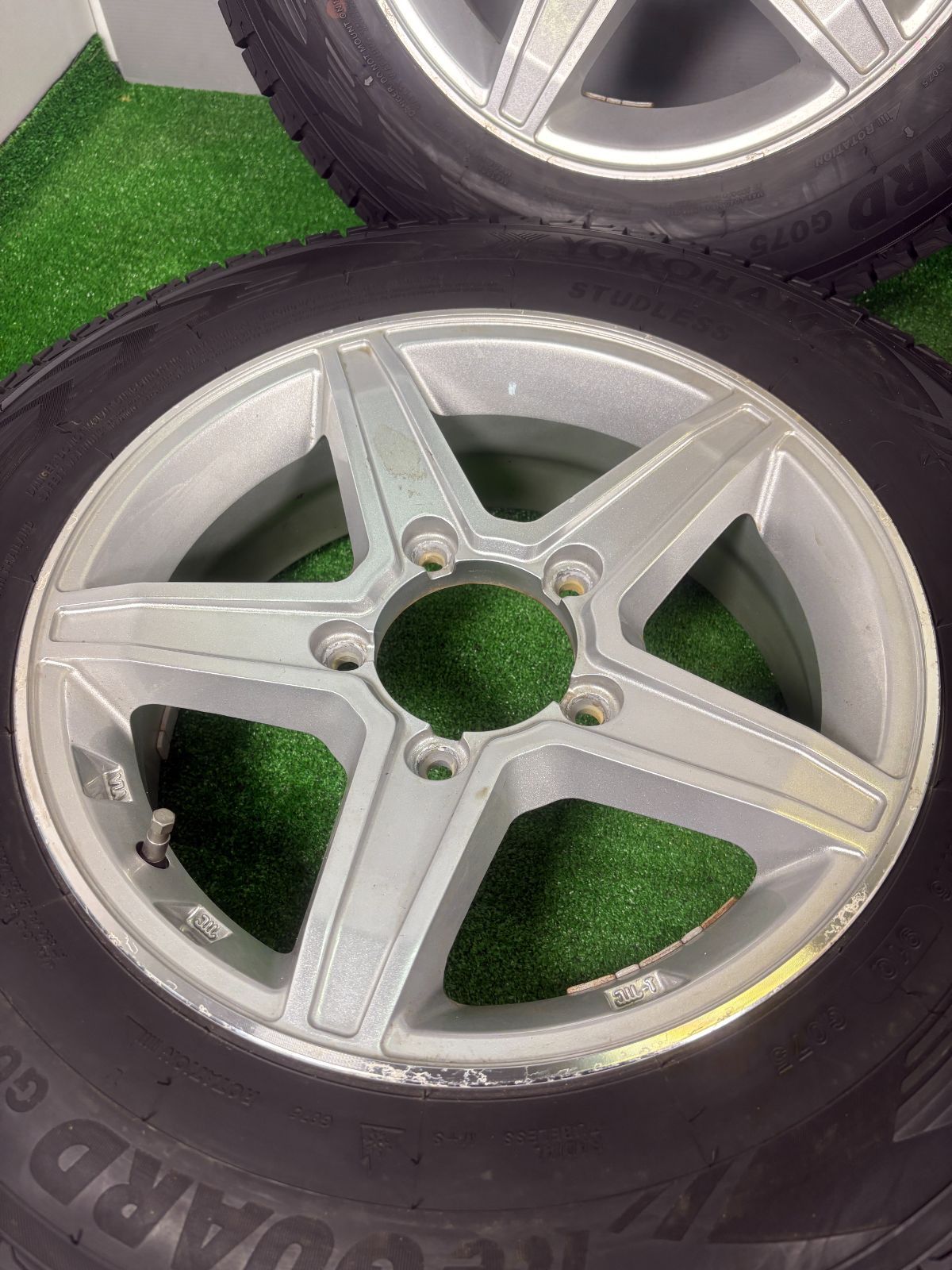 16 x 5 J 20 5穴 PCD 139 7 175 80 R ヨコハマ G 075 4本 冬 タイヤ ホイール セット スタッドレス TA 826