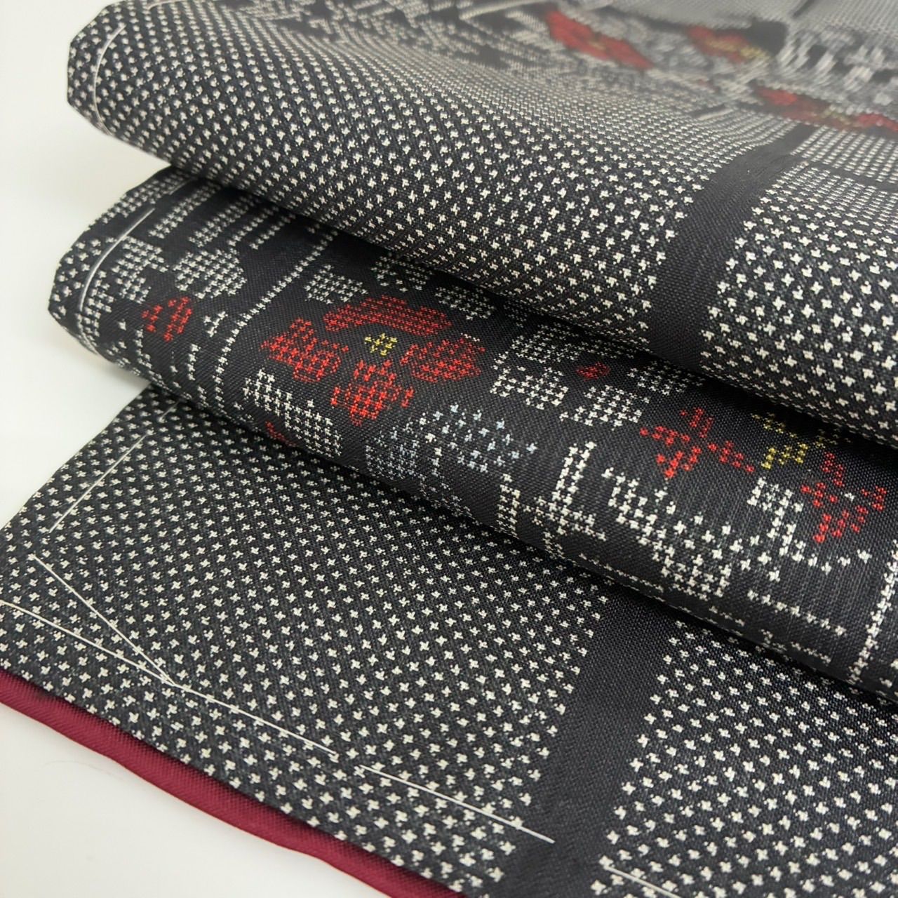 本場大島紬 泥染 裄67 素敵な絣柄 証紙付き 正絹 着物 MK-1638 - メルカリ