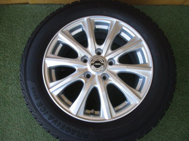 み アクセル 205 60 R 16 スタッドレスタイヤ４本SET ノア ヴォクシー ビアンテ ステップワゴン