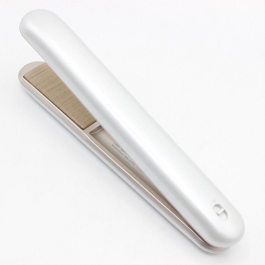 KINUJO Luxejewel LX 001 ホワイト ストレートアイロン コードレスミニアイロン キヌージョ 絹女 ヘアアイロン 本体 ボディマッサージャー 美容家電機能別