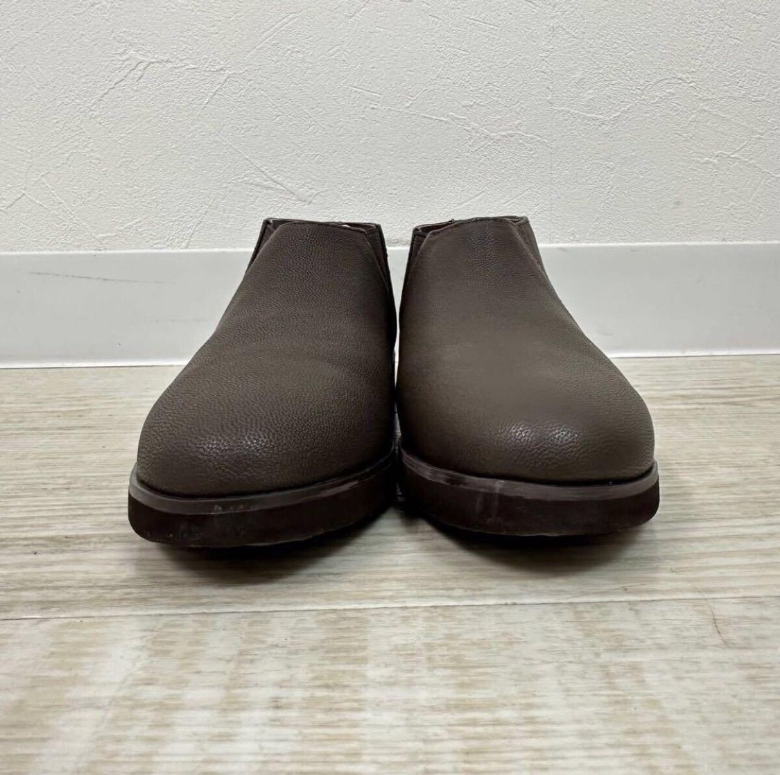 24 aw 2025 JURGEN LEHL ヨーガンレール サイドゴア 短靴 サイズ 22.5 m 定価48.400円 612 サイドのゴムで脱ぎ履きはスムーズです