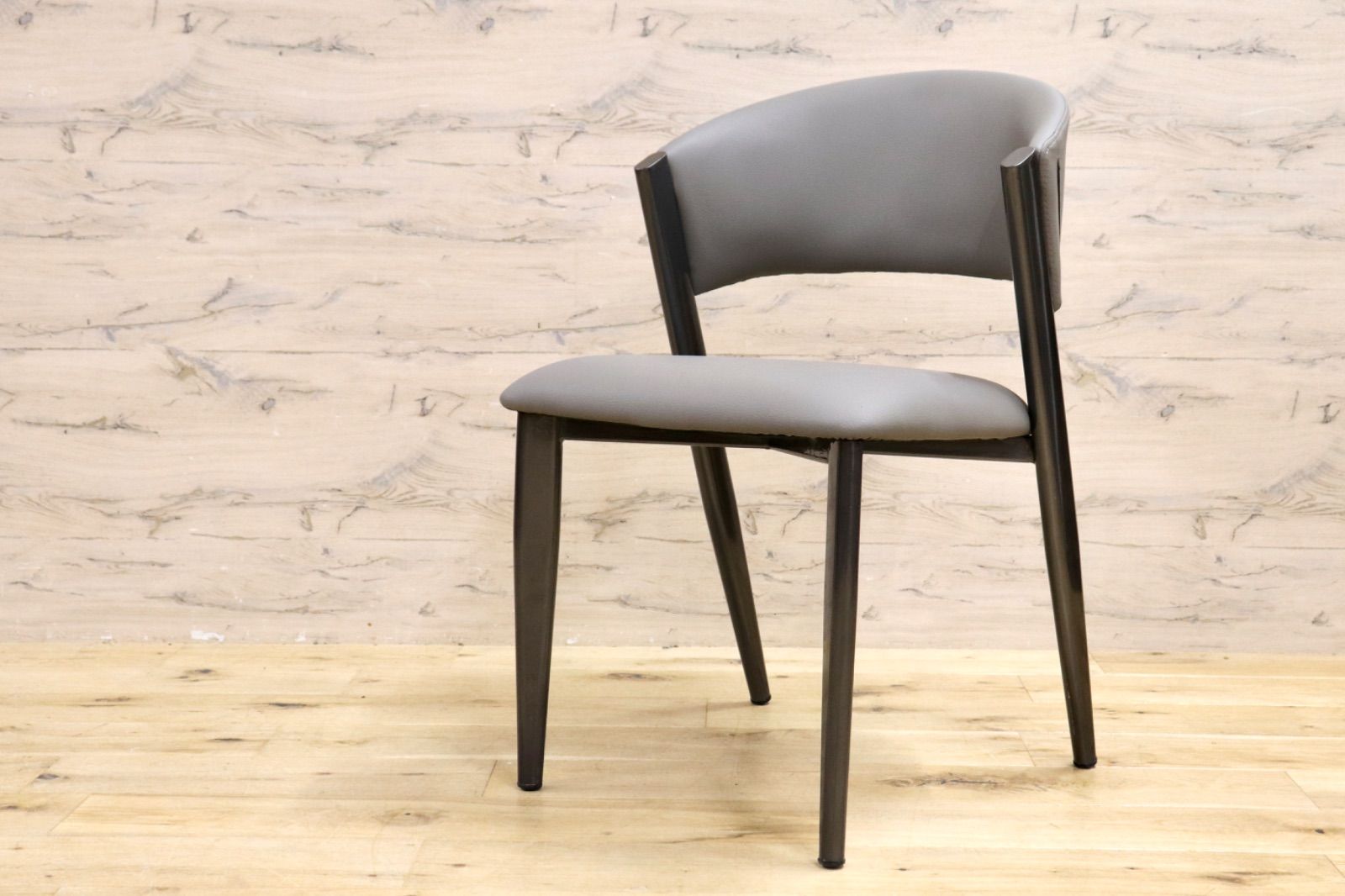 モダン ダイニングチェア アームレスチェア 椅子 食卓椅子 レザー グレー シンプル スタイリッシュ インテリア