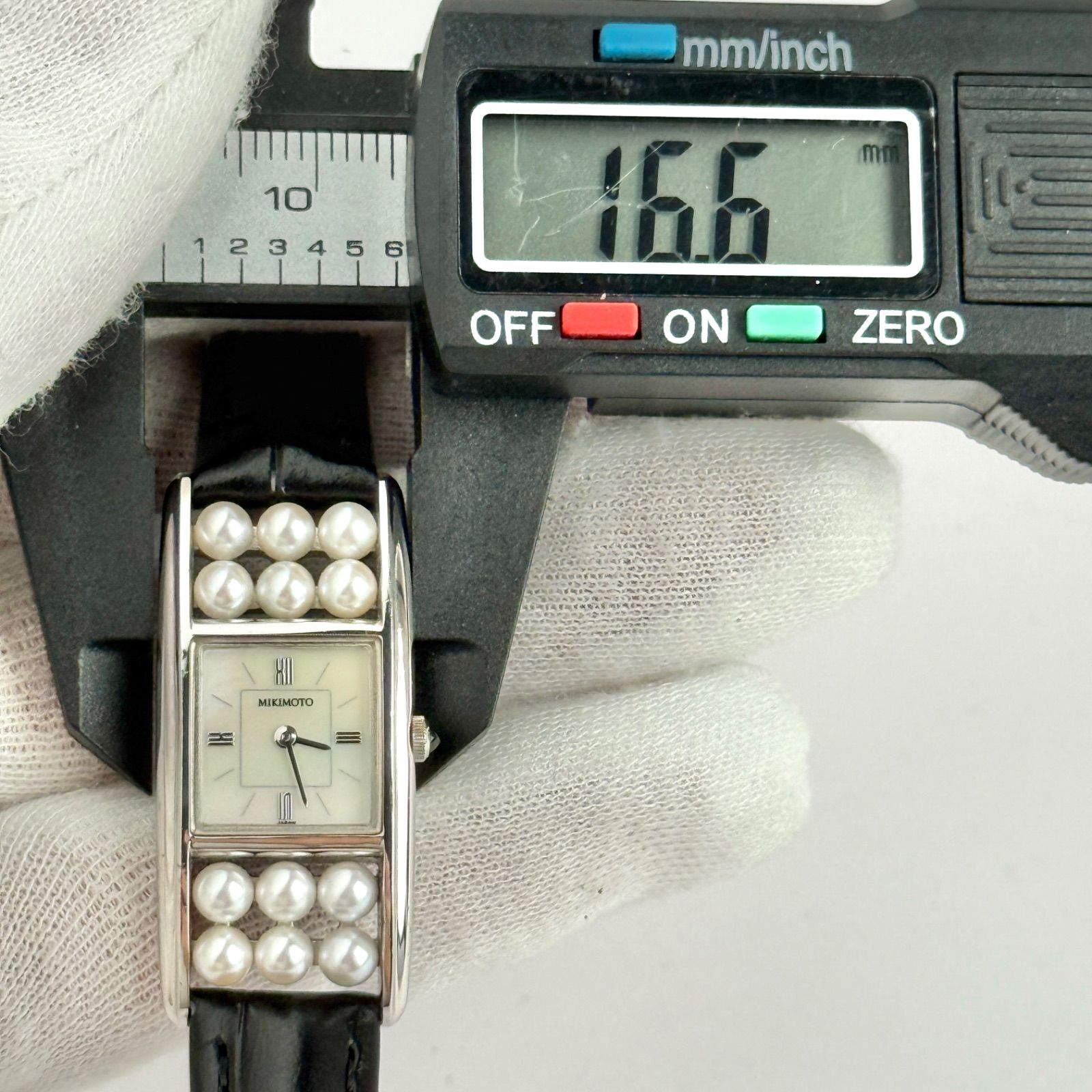 ミキモト シェル 12Pパール 新品ベルト 新品電池 レディース 腕時計