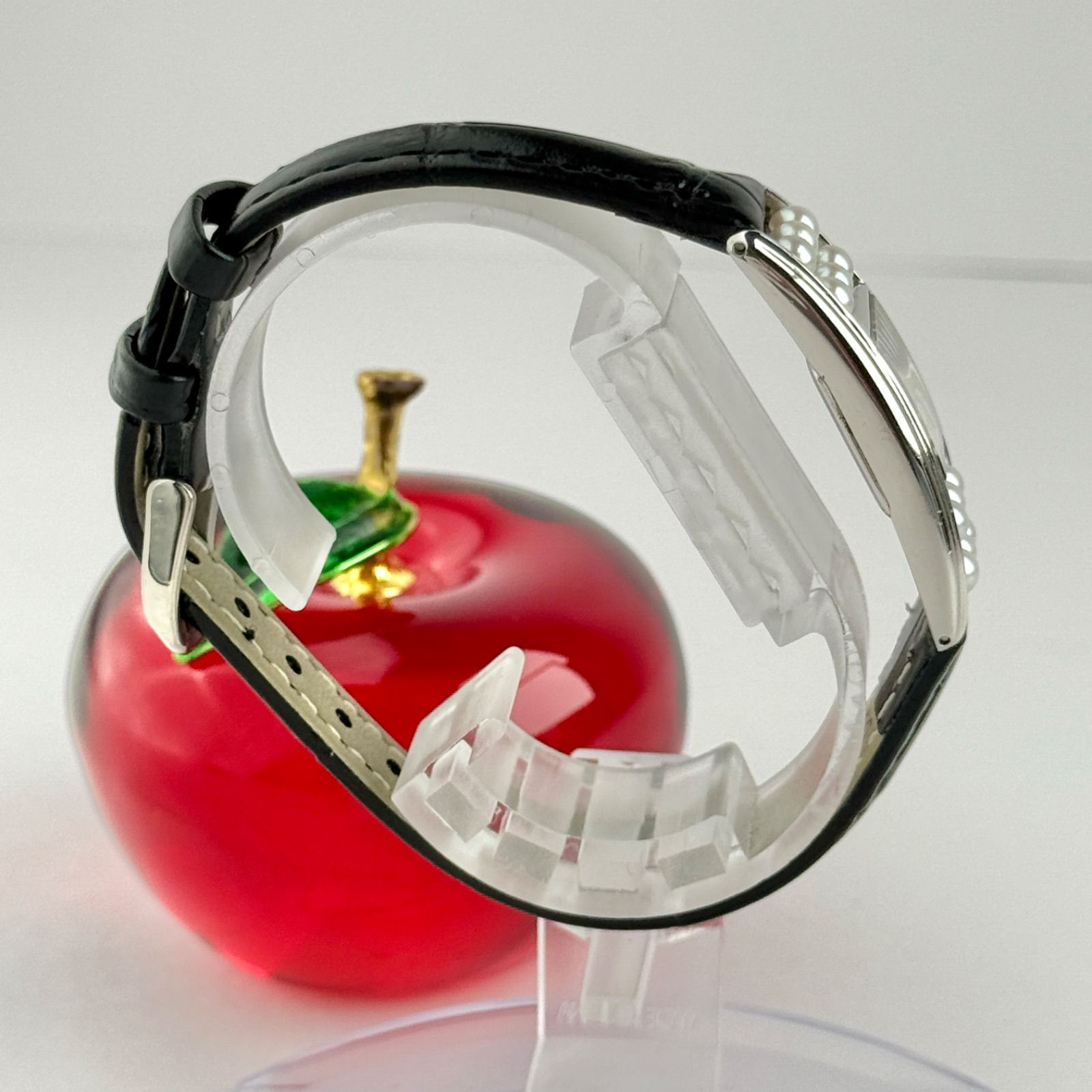 ミキモト シェル 12Pパール 新品ベルト 新品電池 レディース 腕時計