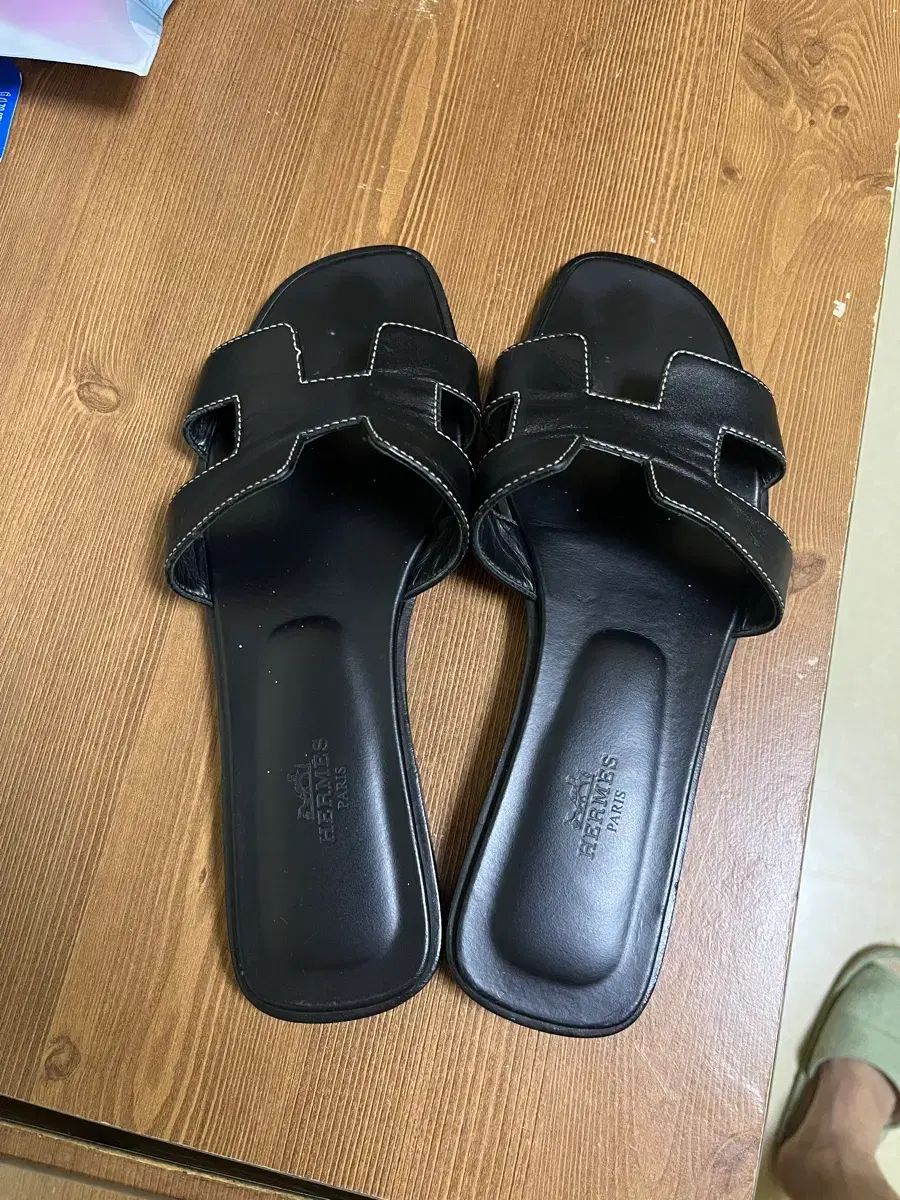 エルメス オラン ブラック スリッパ 37 5 肌触り良好 ロングワンピ