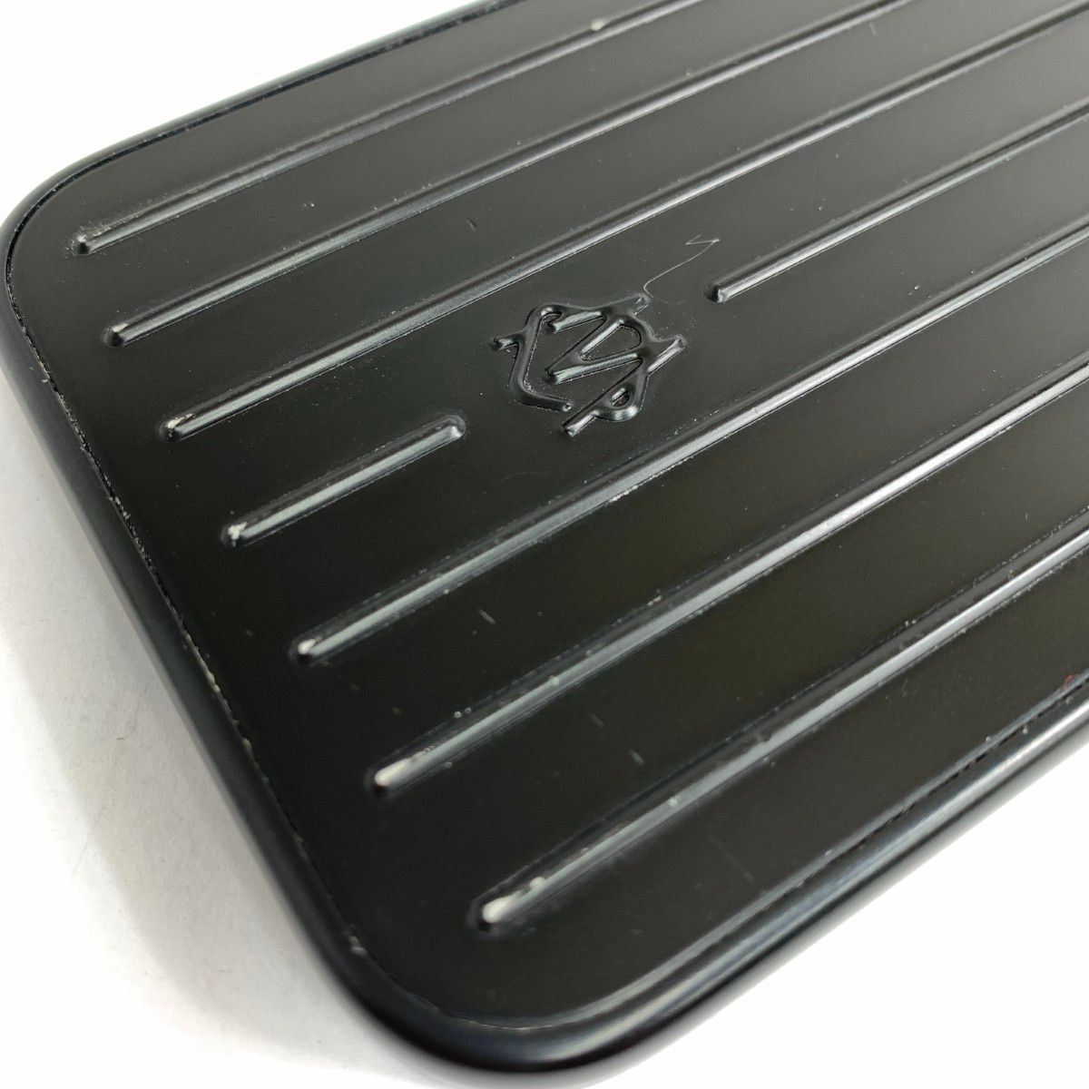 RIMOWA リモワ iPhone16Pro MAXケース ブラック / 240001172044 - メルカリ