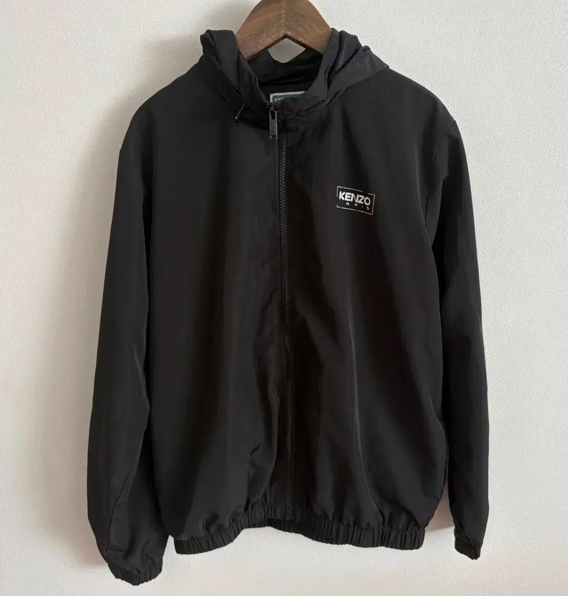 KENZO ウィンドブレーカー ジャケット フード内蔵 アーカイブ ブラック KENZO ケンゾー フード付きウィンドブレーカー ブラック 12歳/152cm