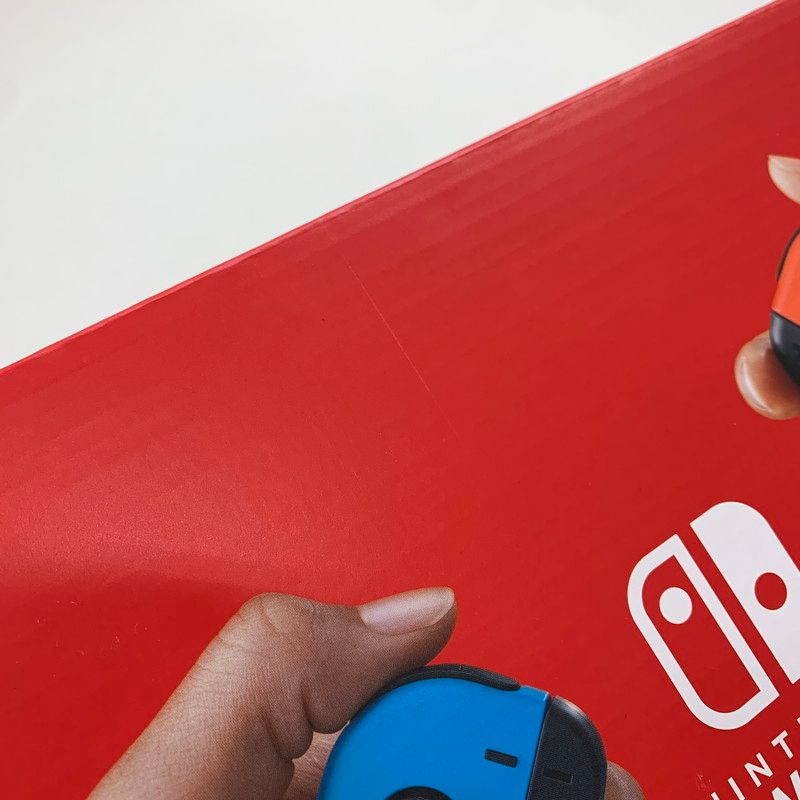  Nintendo Switch ニンテンドー スイッチ 本体 Joy Con L ネオンブルー R ネオンレッド 034 251128 mh 02 fuz 本体(Nintendo Switch) Nintendo Switch