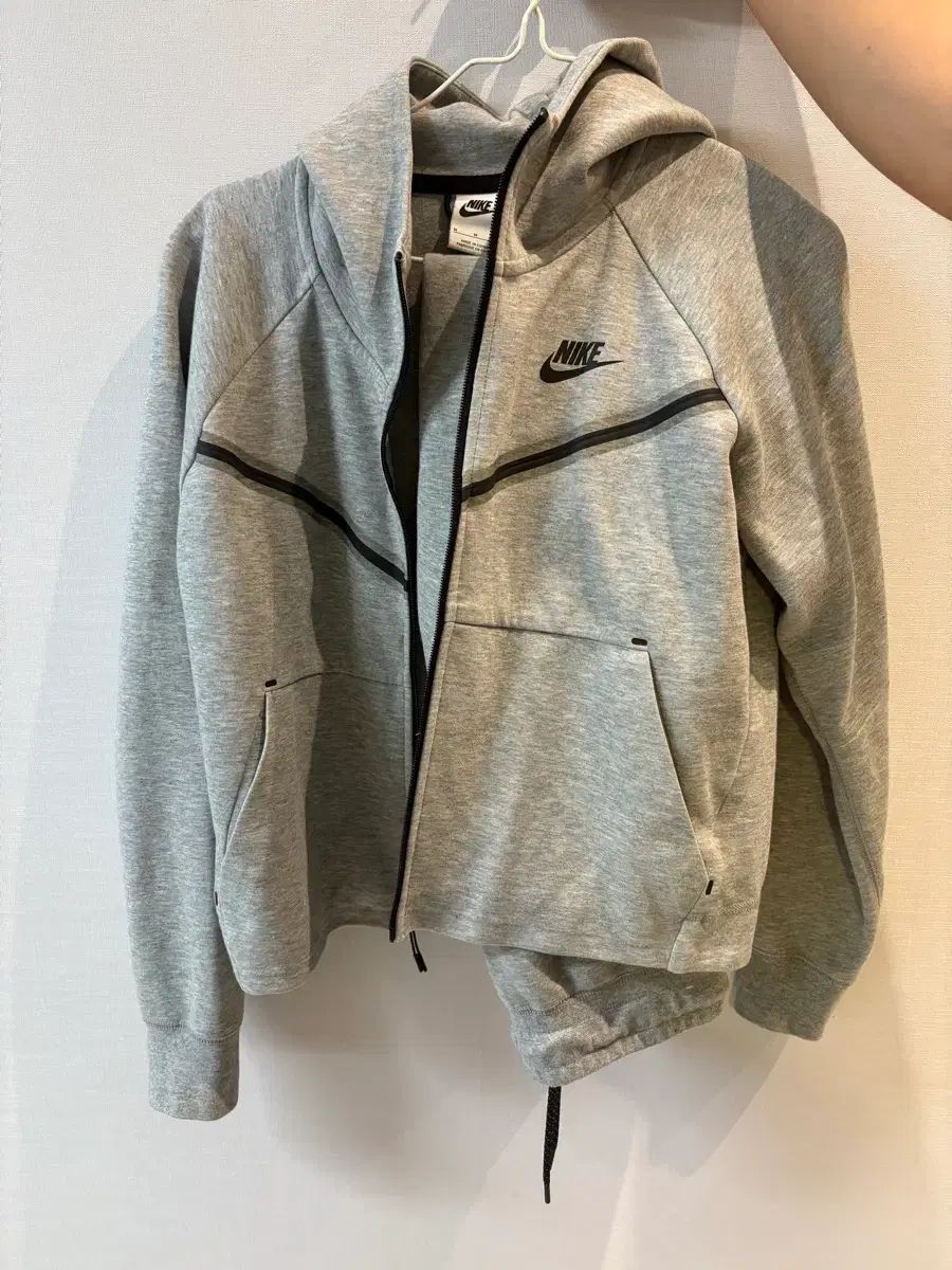 ナイキ テックパック レディース M セット