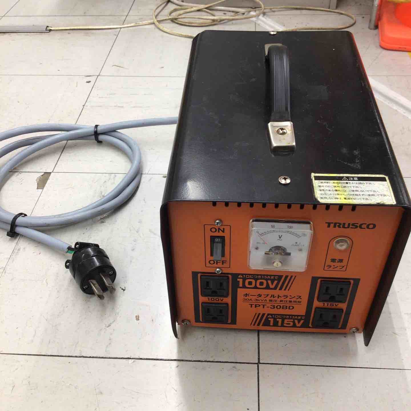 品 トラスコ TRUSCO ポータブルトランス TPT 30 BD