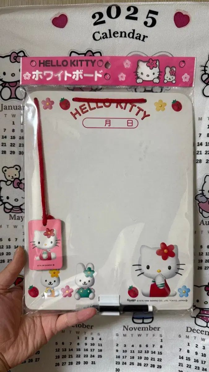 1998年　ハローキティ　コルクボード　新品未開封 ハローキティ 白ボード ゴー 古典 1998 【公式通販】