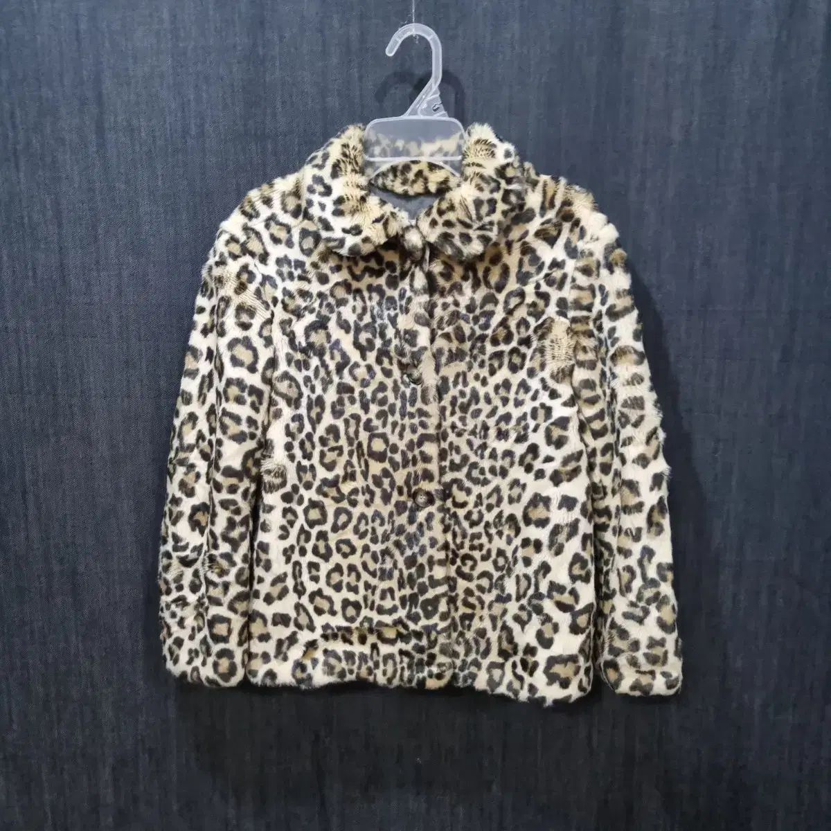女子児童 10T ボンポワン レオパード ファー ジャケット コート (状態