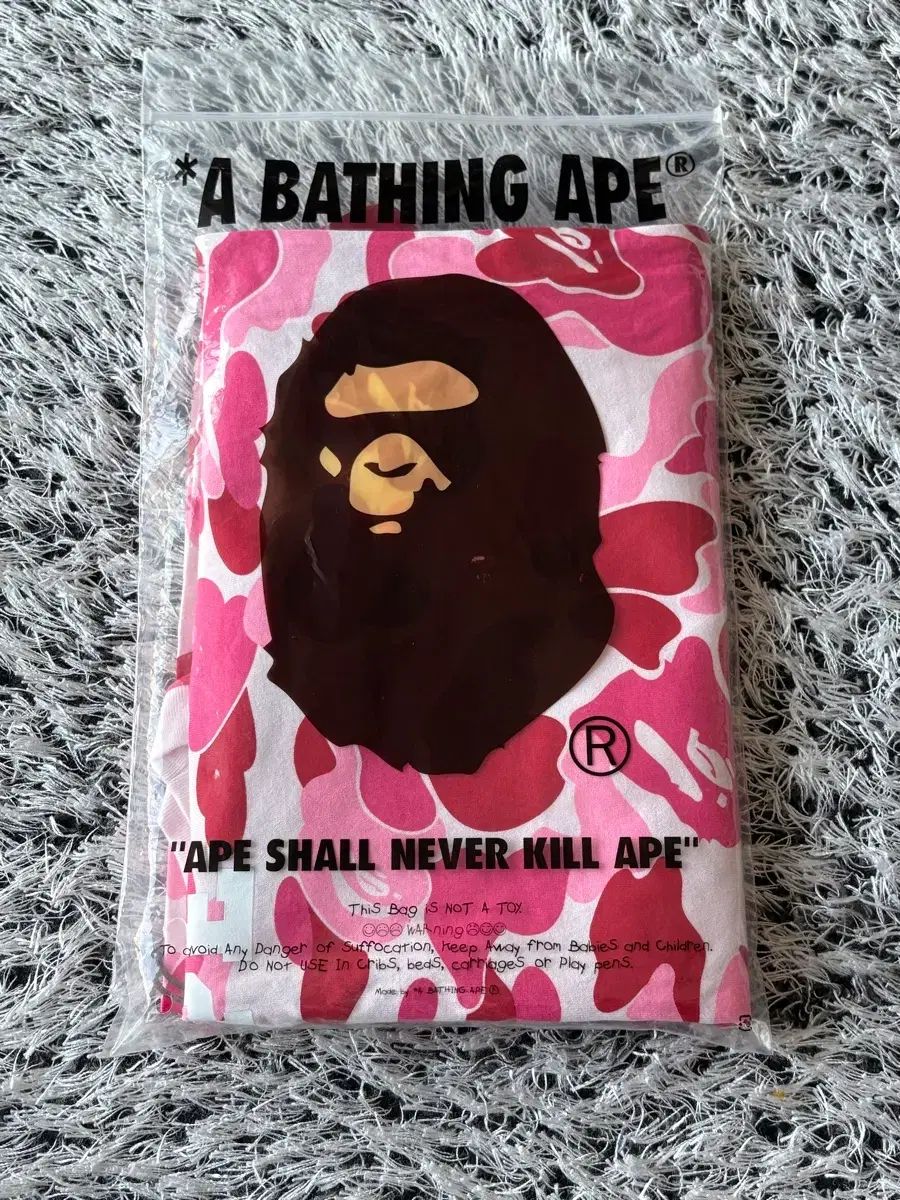 A BATHING APE アベイシングエイプ ピンク カモフラ Tシャツ - メルカリ