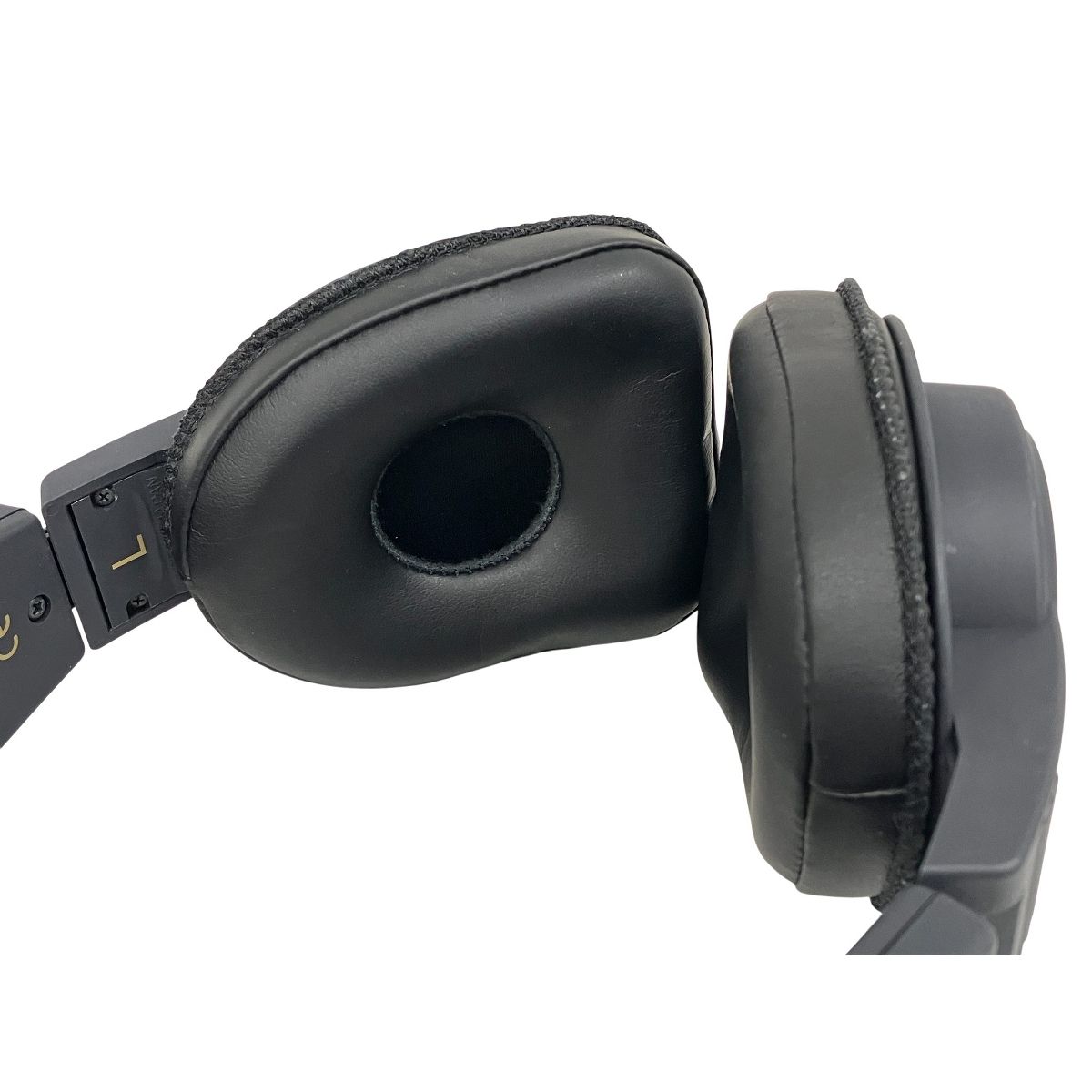 SOUND WARRIOR SW HP 300 セミオープン型ヘッドホン 高音質 リケーブル対応