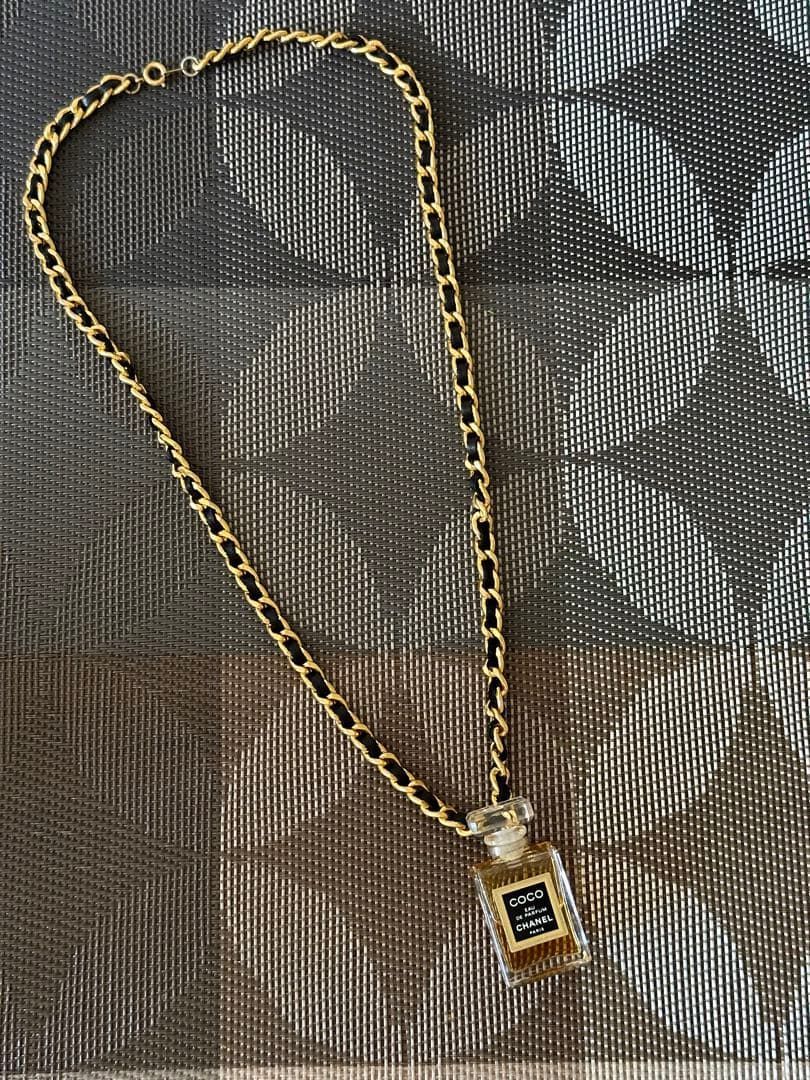 ChanelシャネルCOCOネックレス ゴールド ブラック ヴィンテージチェーン