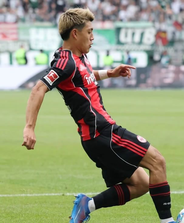 フランクフルトホーム サッカーユニフォーム 堂安仕様 DOAN 20番 2025