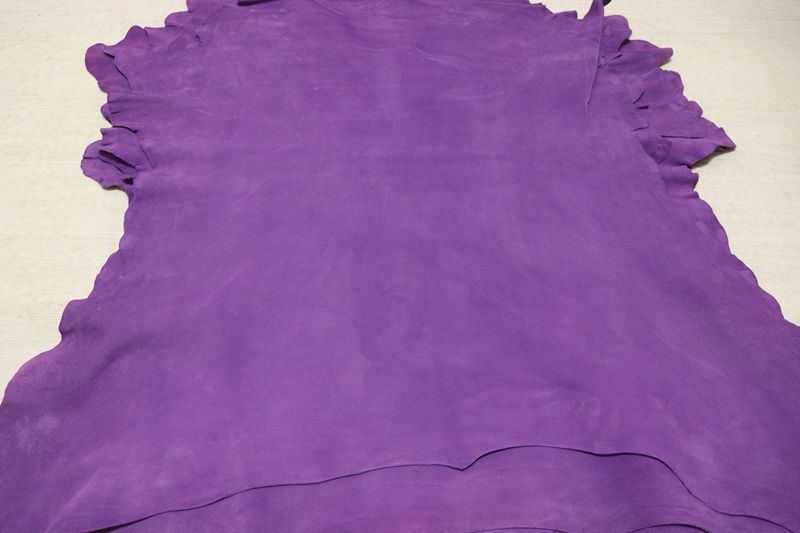 パープル系 51ds クロム革 ヤギ革 国産 レザー シルキースウェード はぎれ 一枚革 レザークラフト 革 皮 本革 diy 生地 材料