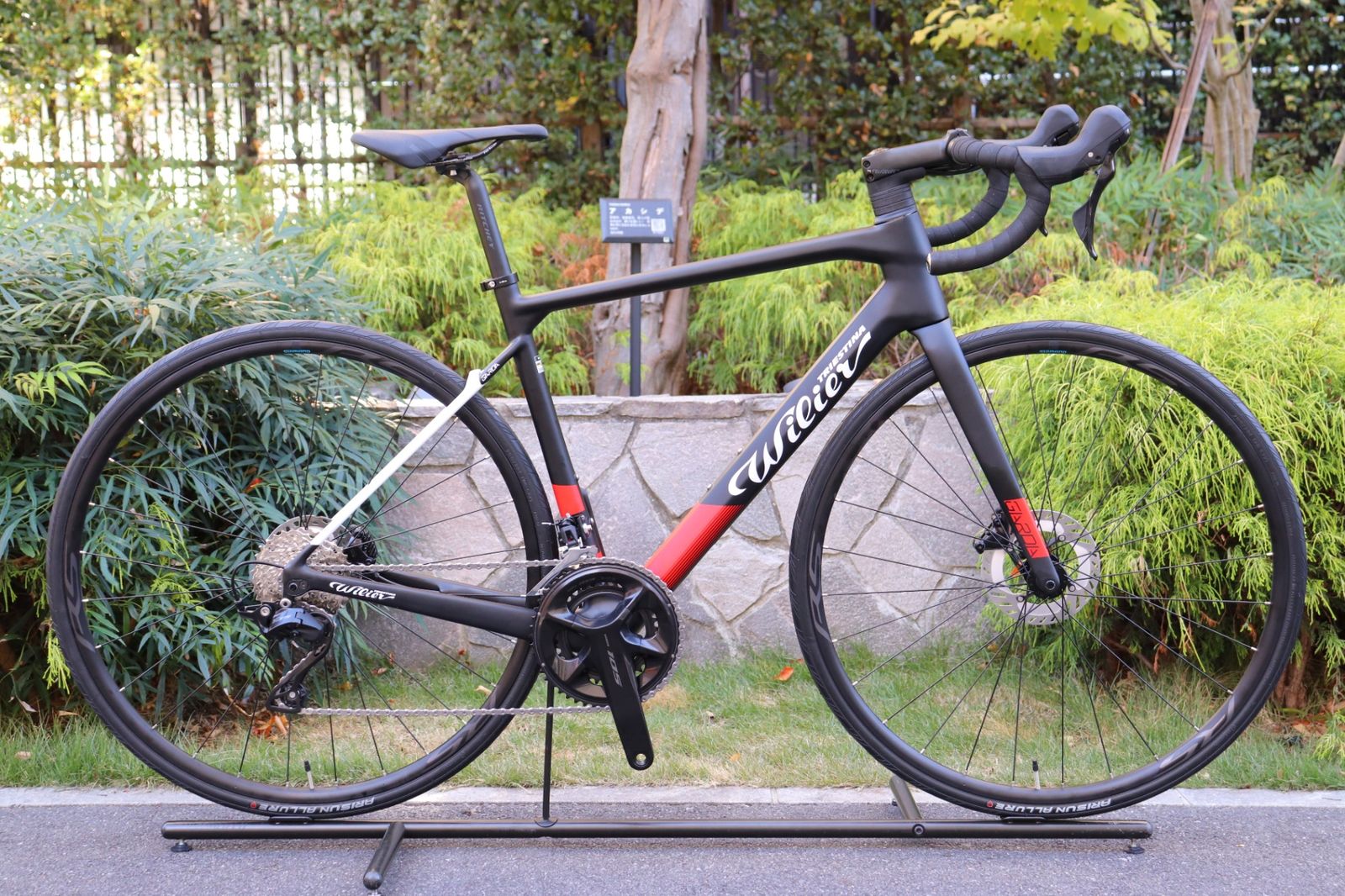 ウィリエール WILIER ガルダ GARDA DISC 2025 Mサイズ シマノ 105 R 7100 12 S カーボン ロードバイク