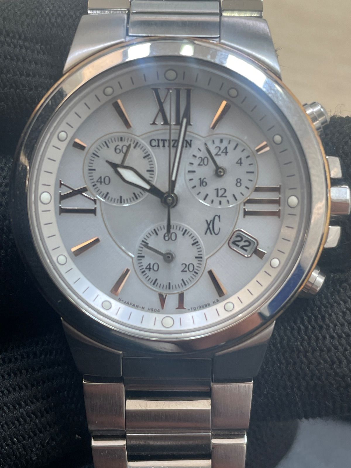 稼働品 CITIZEN XC シチズン クロノグラフ ホワイト シルバー