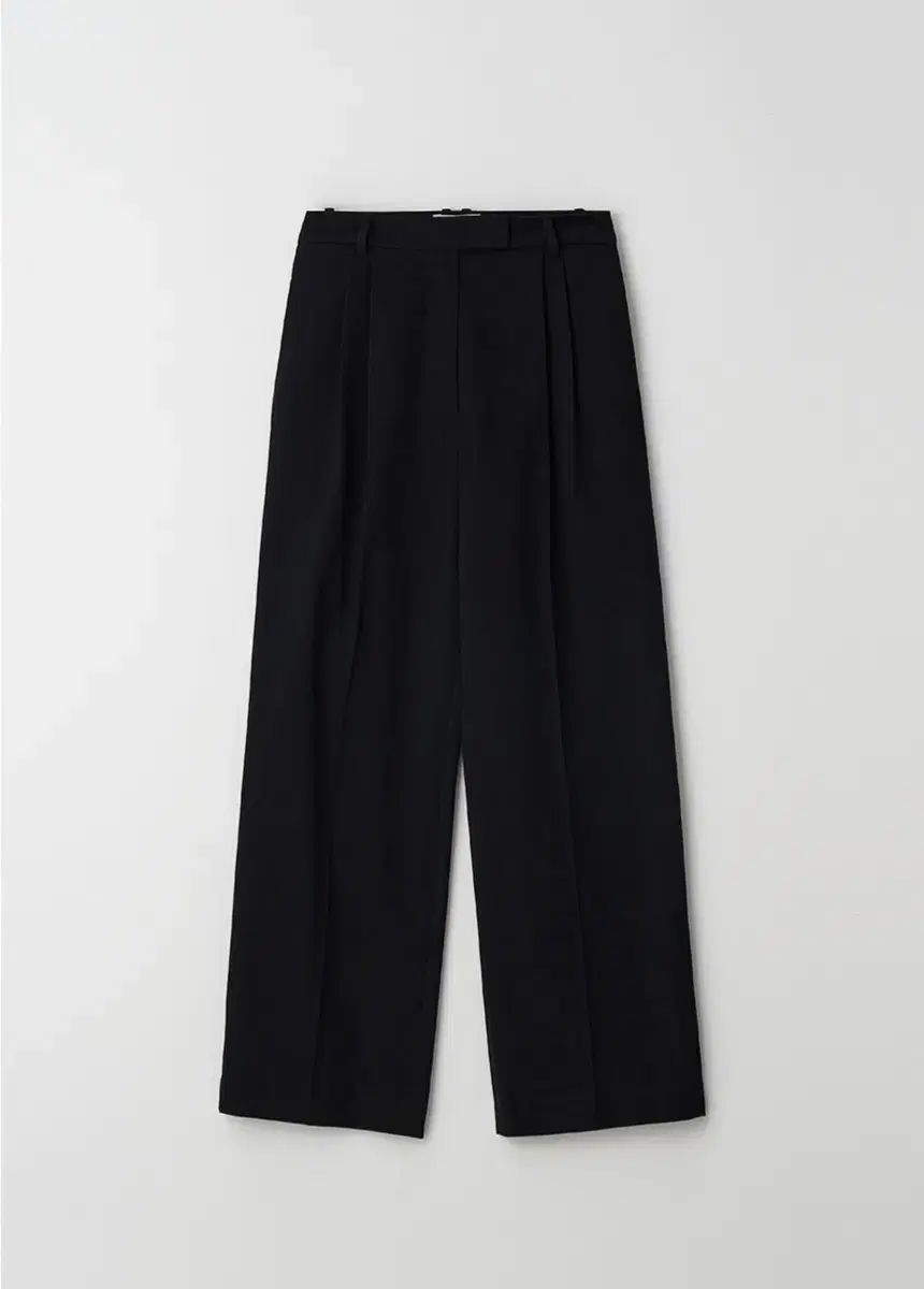 フラットエッジ タック トラウザー ブラック