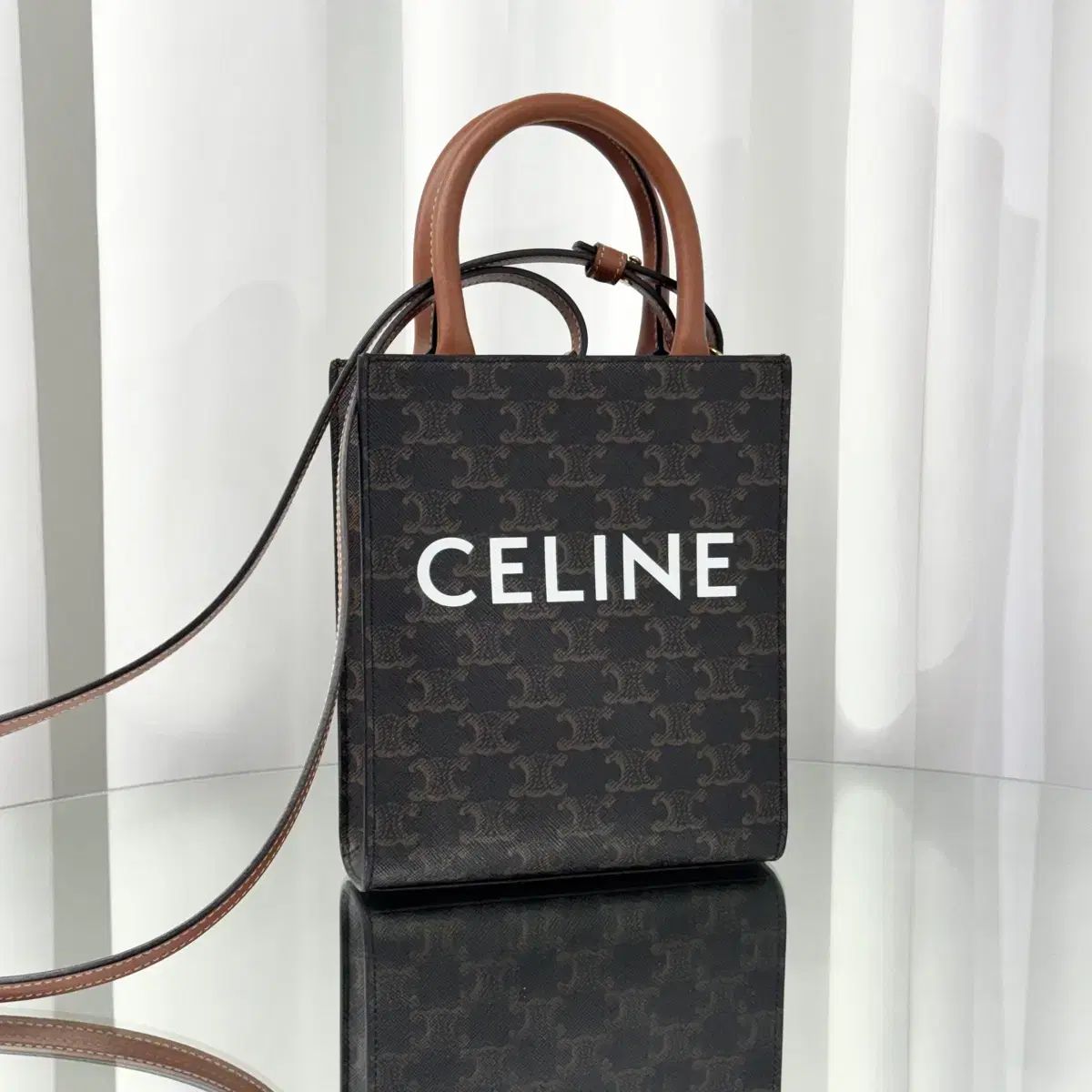 級 セリーヌ トリオンフ ミニカバ バッグ