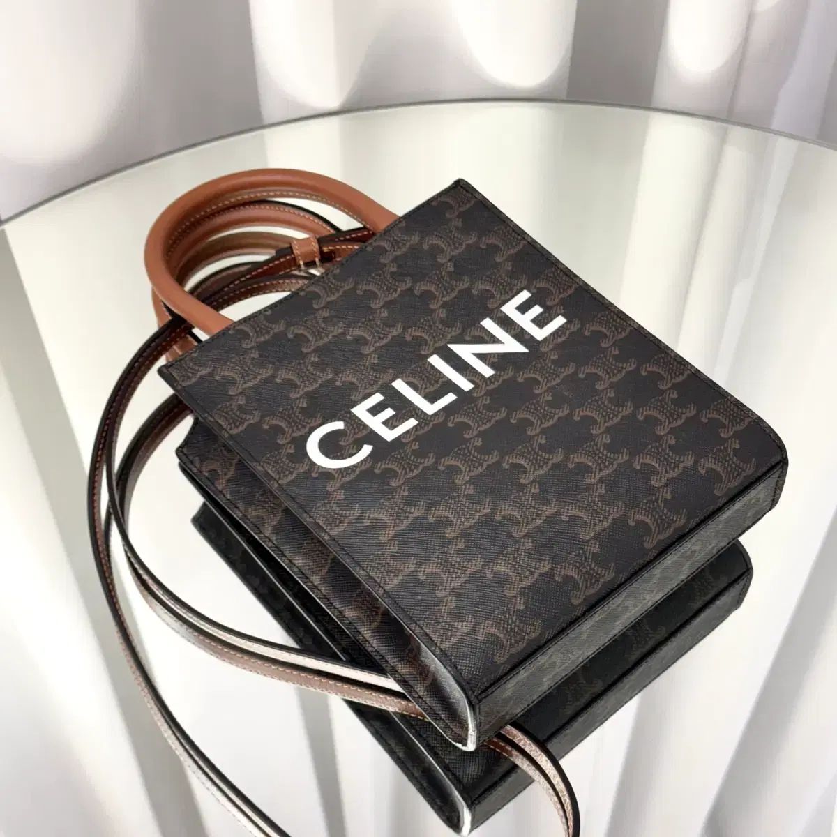 級 セリーヌ トリオンフ ミニカバ バッグ