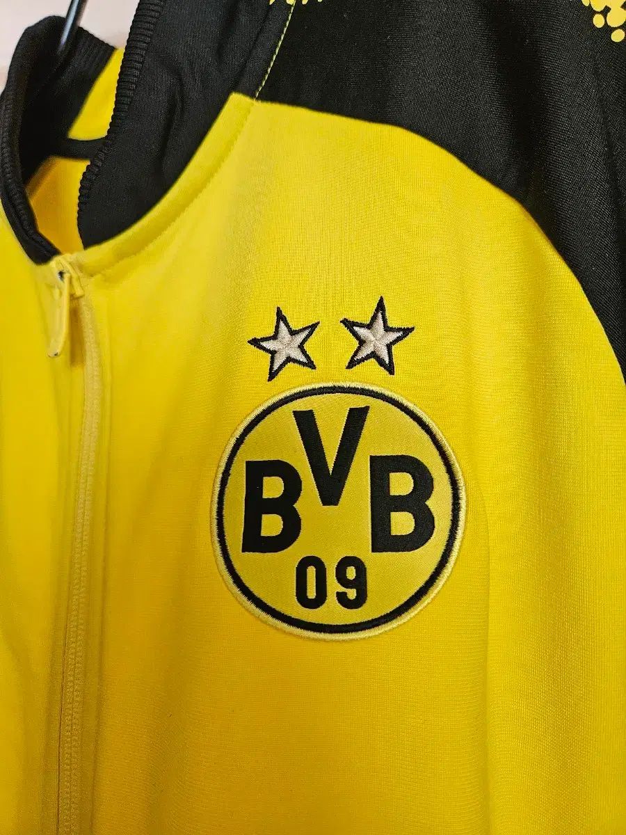 プーマ BVB ボルシア・ドルトムント トラック 上下(起毛)セットアップ