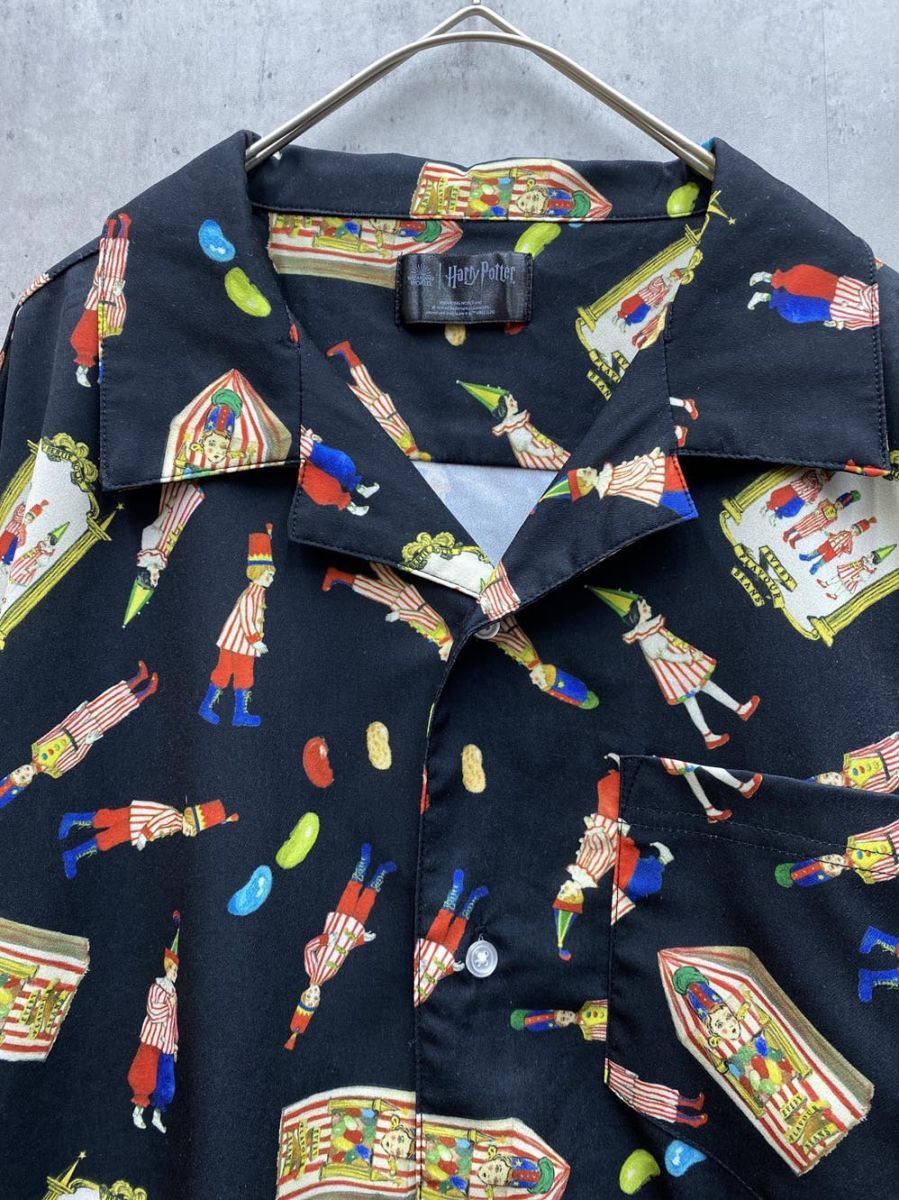 Harry Potter ハリーポッター アロハ ハニーデュークス柄 百味ビーンズ 半袖 シャツ sizeF|黒 ◆◎メンズ