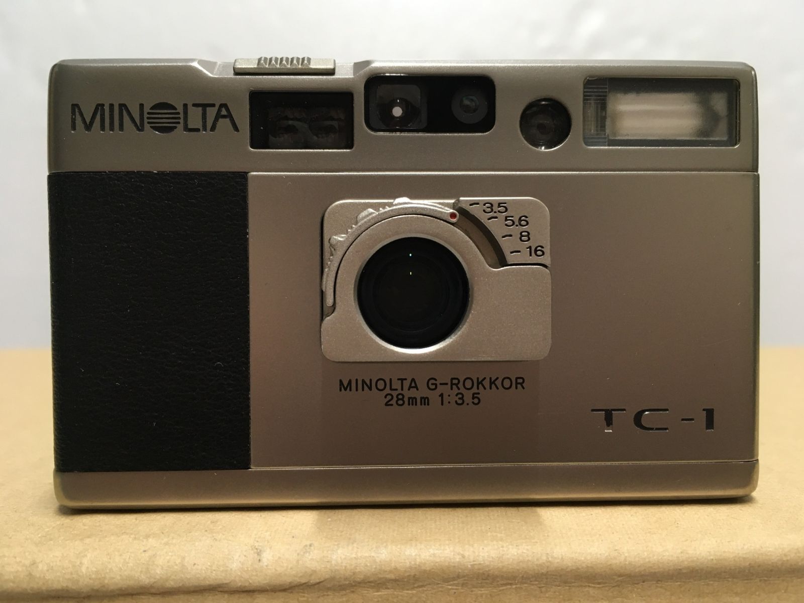 送料無料※ MINOLTA TC-1 コンパクトフィルムカメラ ジャンク品 囗G