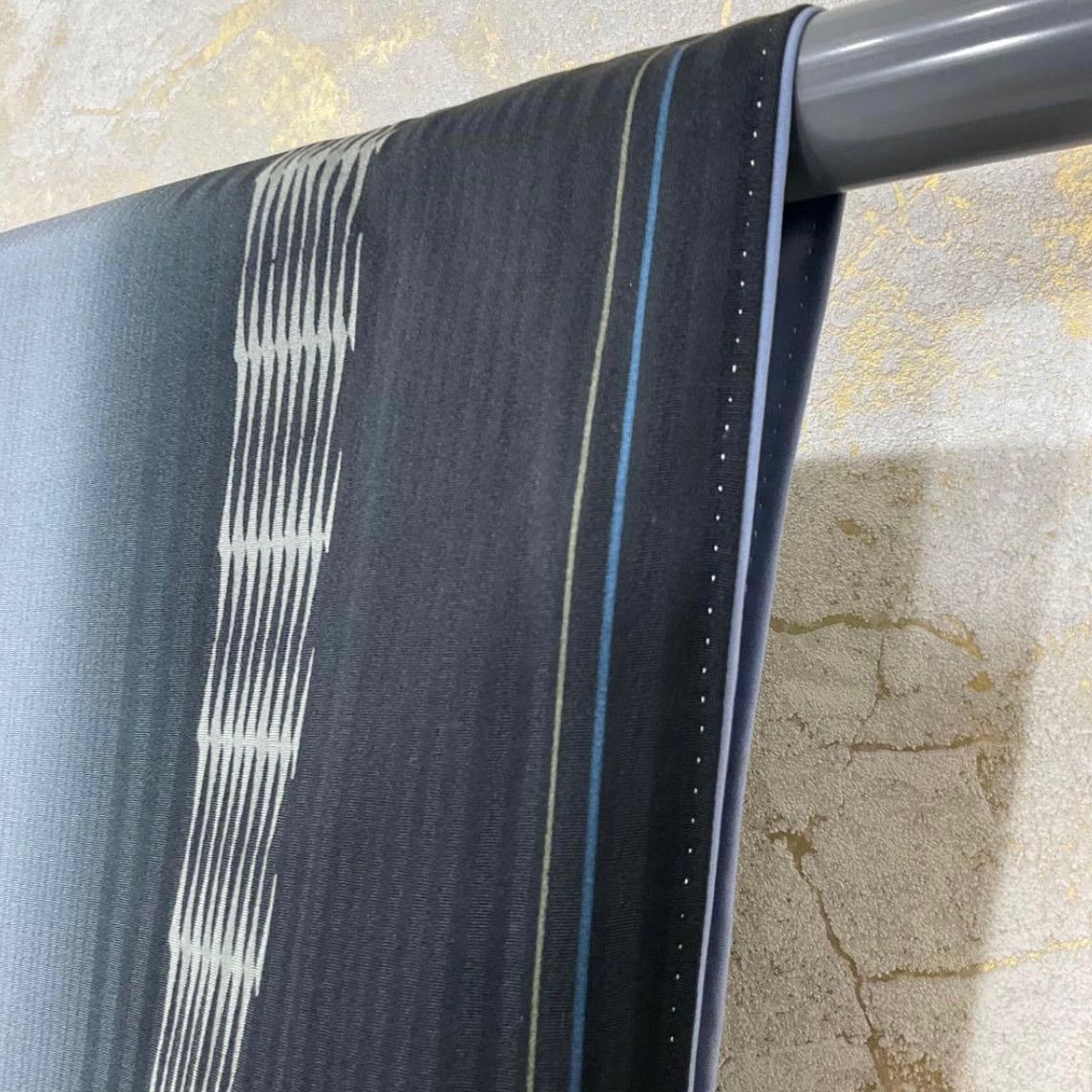 kimono one◆kimonoarisa◆厳選◆♥同然◆センスの良い小紋◆広衿◆正絹◆仕付け糸付き◆裄長◆ロング◆裄68肩丈163.5 きちんと感 上品カジュアル