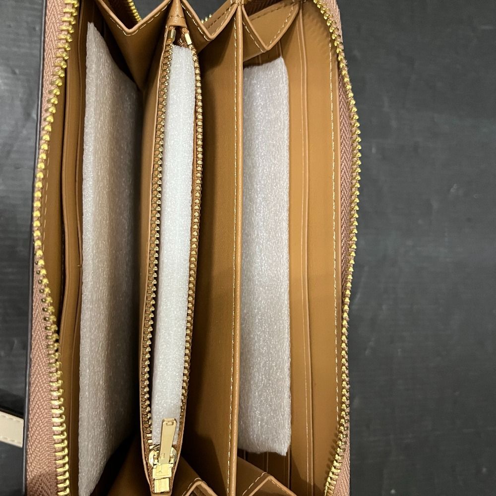 06 w 19705 COACH YORK 長財布 品