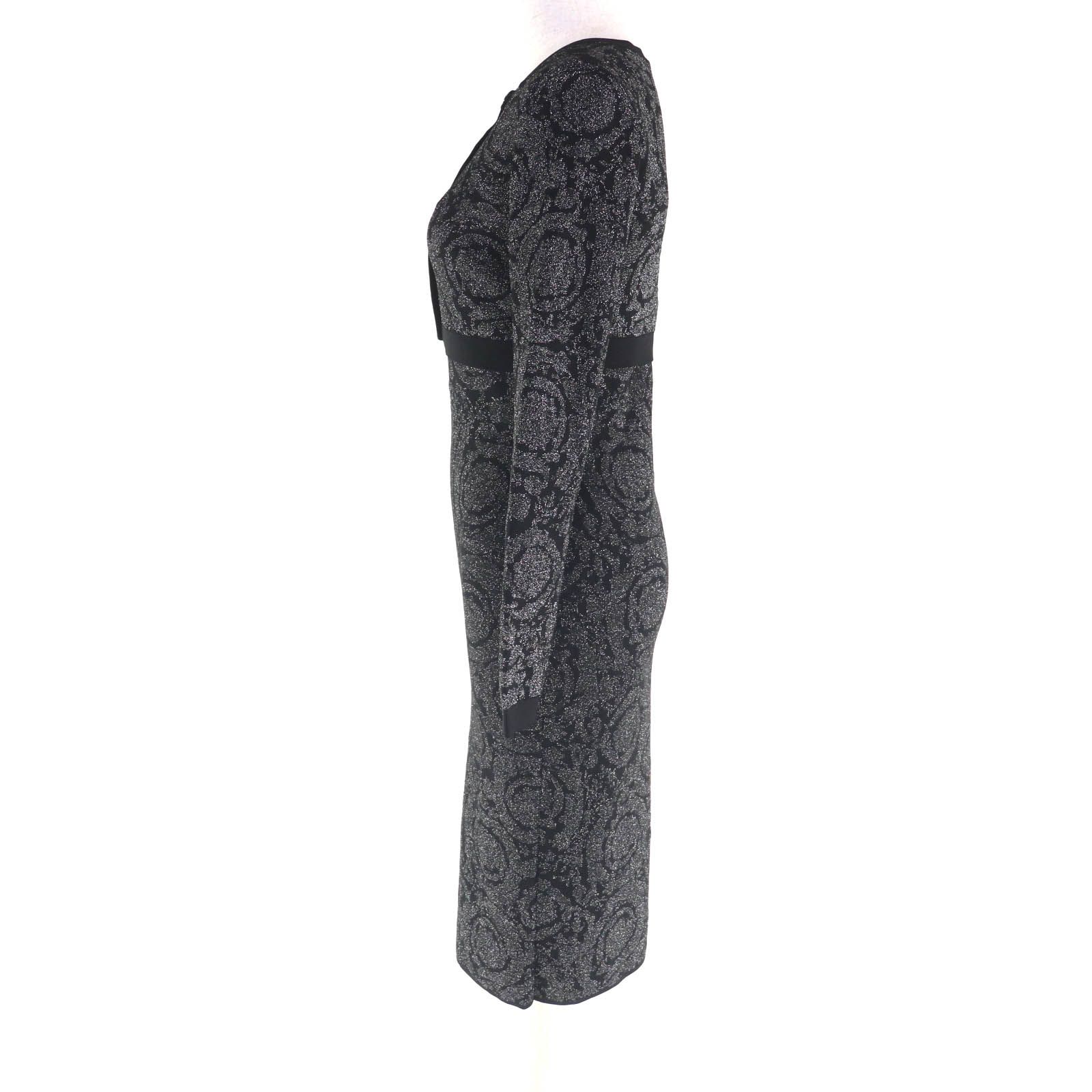 VERSACE ヴェルサーチ 2025年製 1011020|1011396 メデューサ バロッコ ルレックスニット カーディガン＋キャミワンピース セットアップ ブラック シルバー カーデ 36|ワンピ 40 イタリア製 レディース