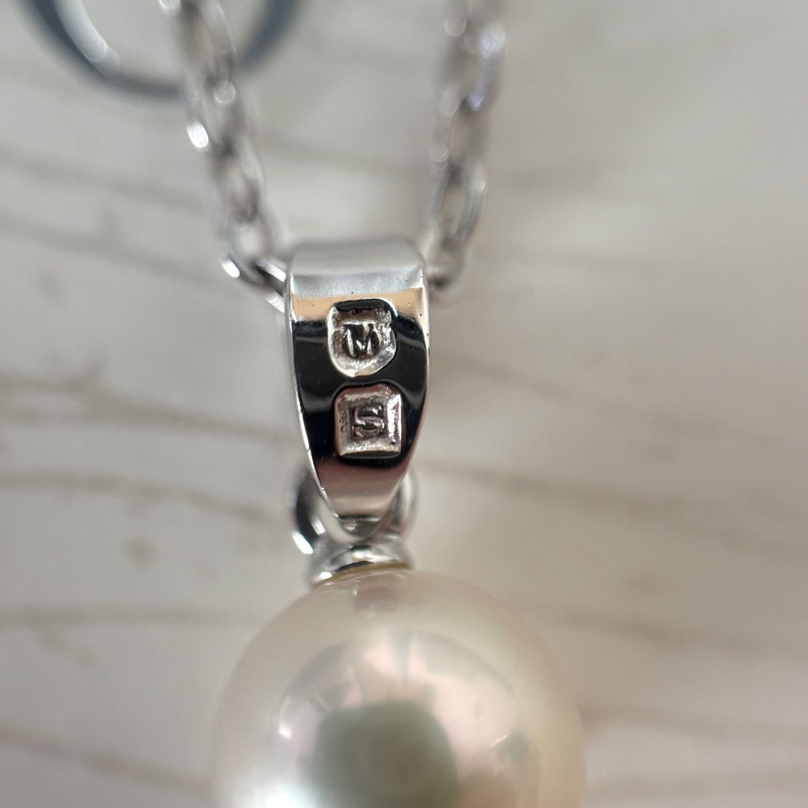 079【ミキモト】シルバー パール 小売業者 約6.6mm ネックレス