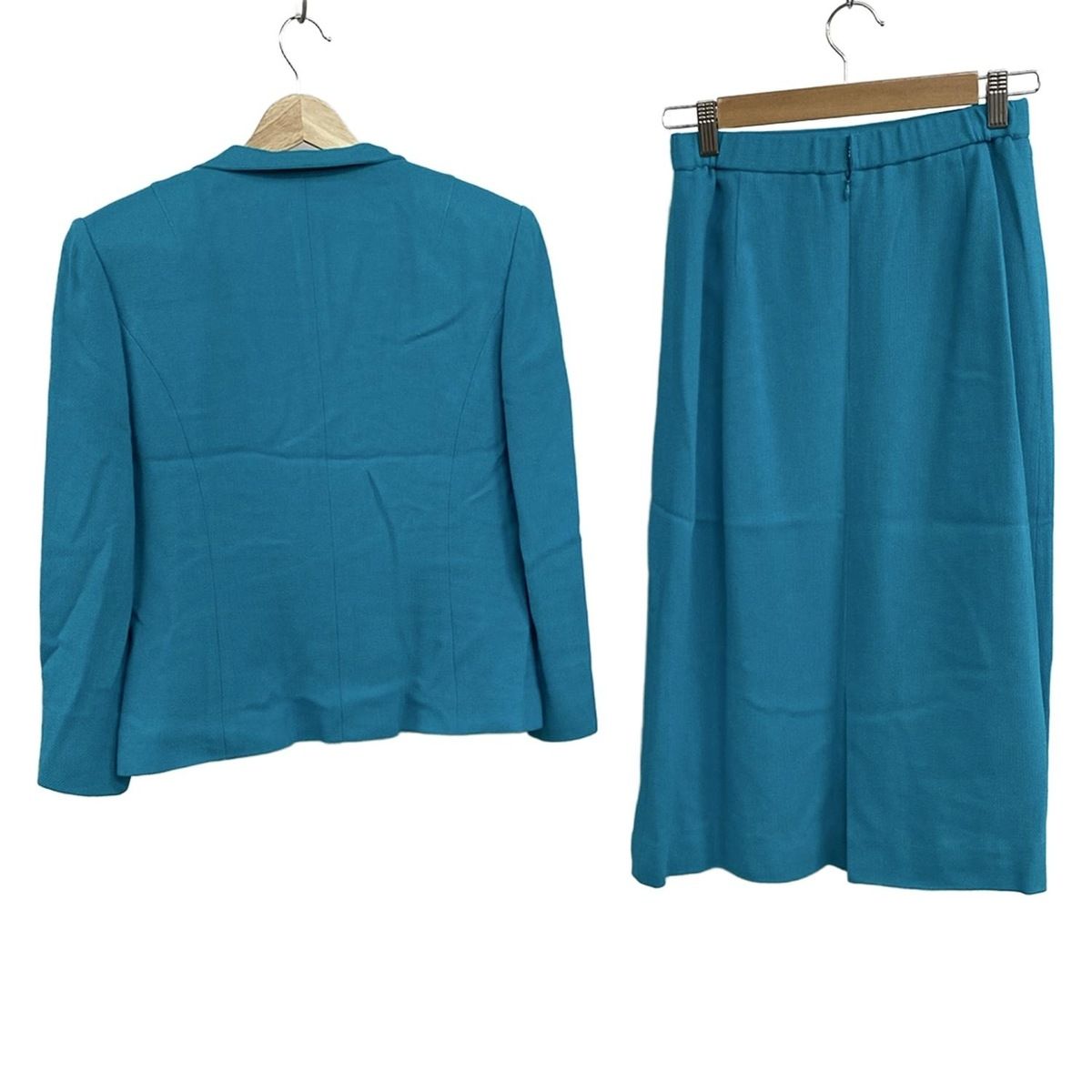 レオナールスカート LEONARD(レオナール) スカートスーツ レディース美品 - ライトブルー