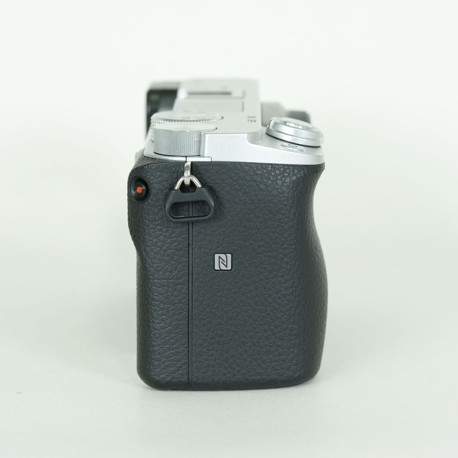 美品 | シャッター数3,800回] SONY α6400（ILCE-6400） [ボディ