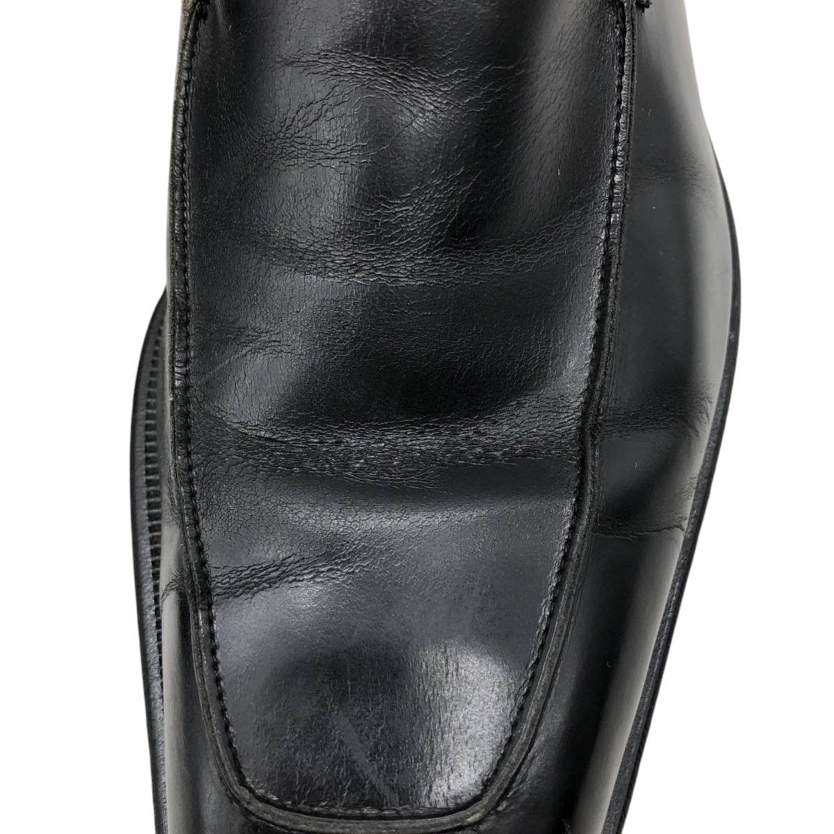 ローファーシューズ