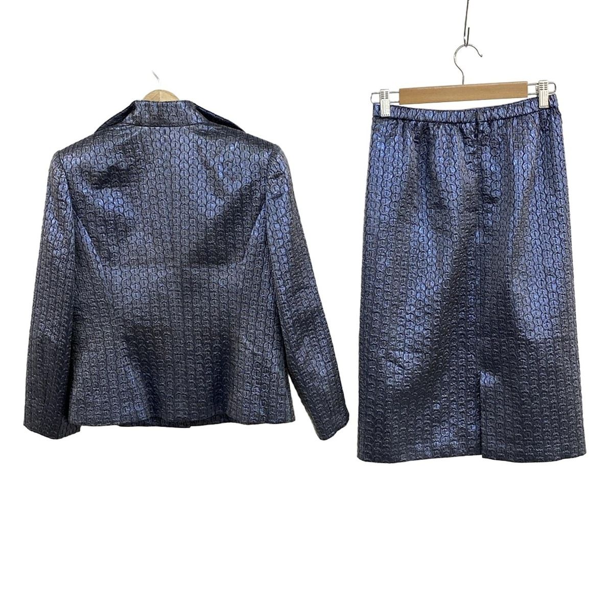 JUN ASHIDA ジュンアシダ スカートスーツ レディース - ネイビー 光沢感