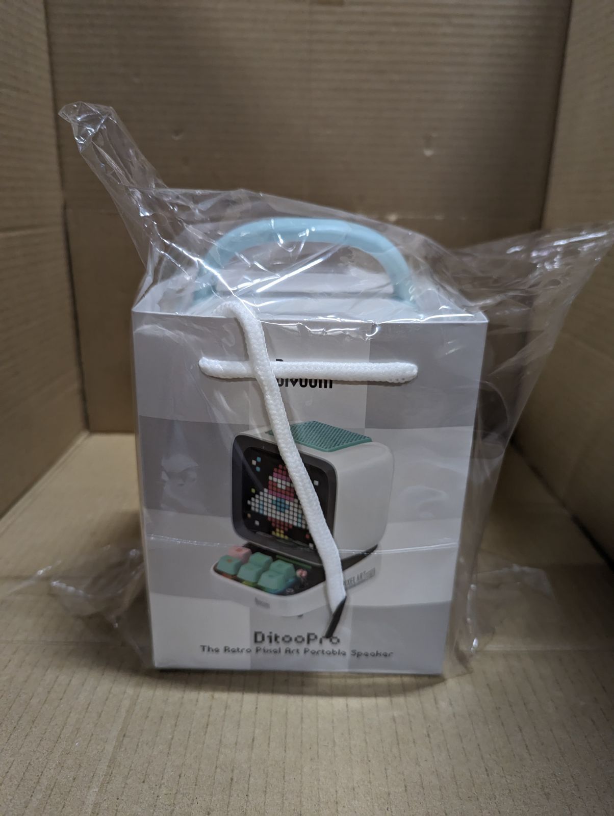 【新品未開封】Divoom DITOO ホワイトBluetoothスピーカー Divoom Divoom DITOO Pro 多機能ブルートゥーススピーカー LED