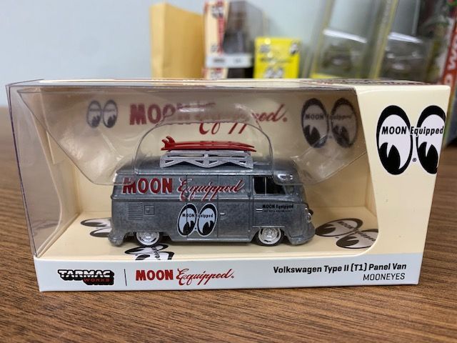 1/64サイズ ミニカー ムーンアイズ フォルクスワーゲン タイプ2 T1
