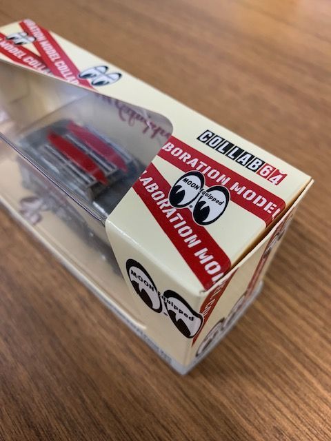 1/64サイズ ミニカー ムーンアイズ フォルクスワーゲン タイプ2 T1