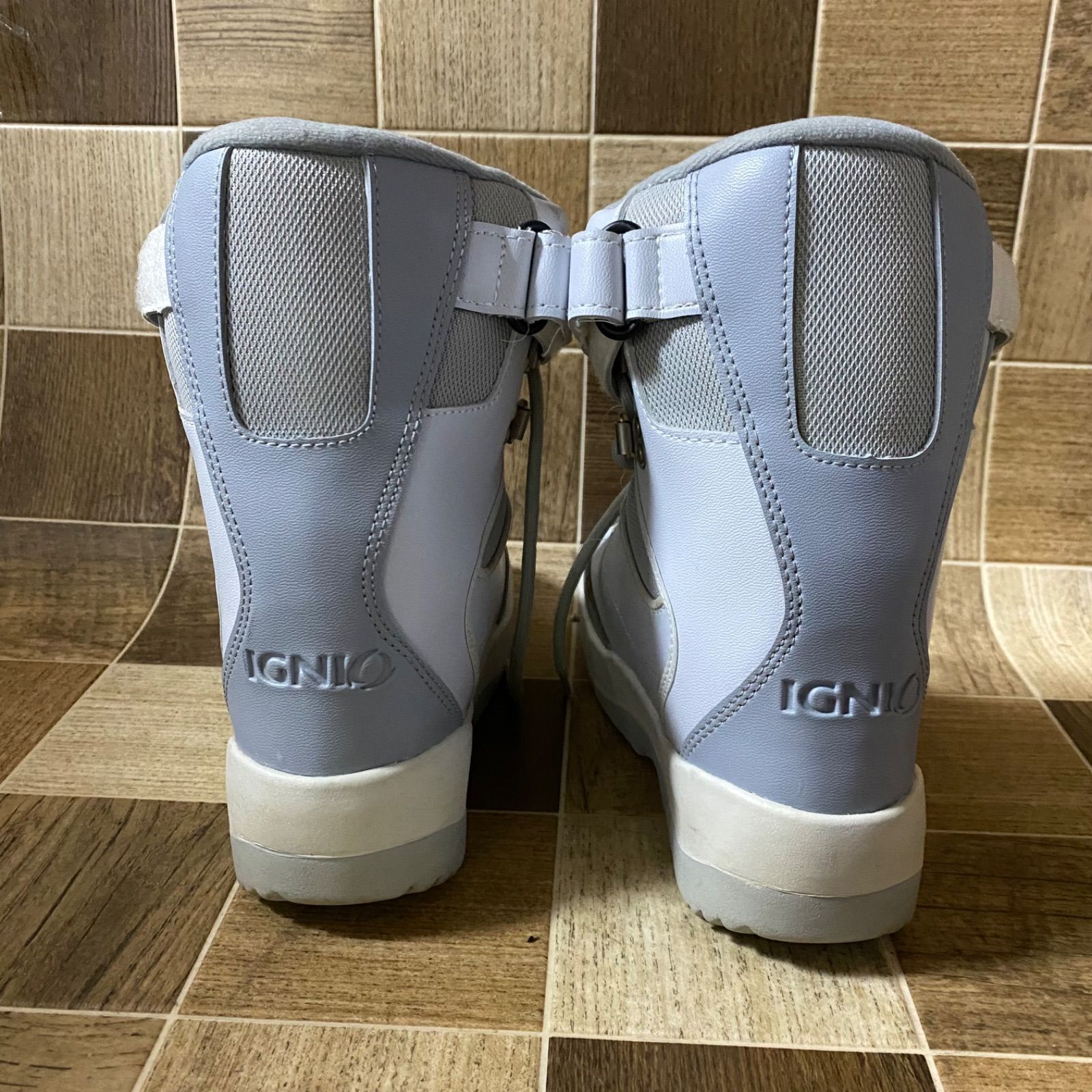 IGNIO スノーボードブーツ スノボ 22.0-22.5cm ジュニア キッズ 中古品